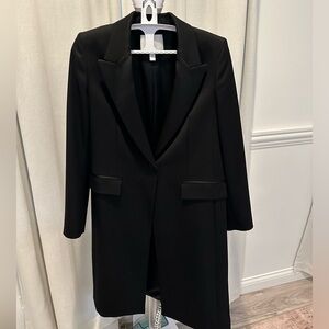 Women’s Hugo Boss longline blazer. Fully lined.